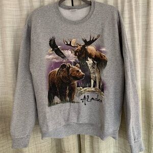 Jerzees Medium Alaska Wilderness Crewneck Sweatshirt